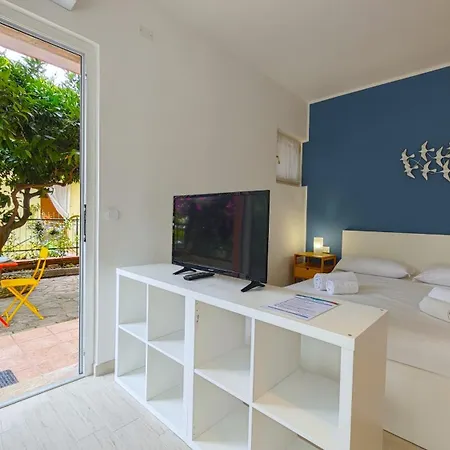 Hostdomus-il Pernambucco Daire Pietra Ligure